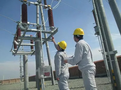 電力巡檢機(jī)器人來了~~~快來看看它和人工巡檢到底有啥區(qū)別？