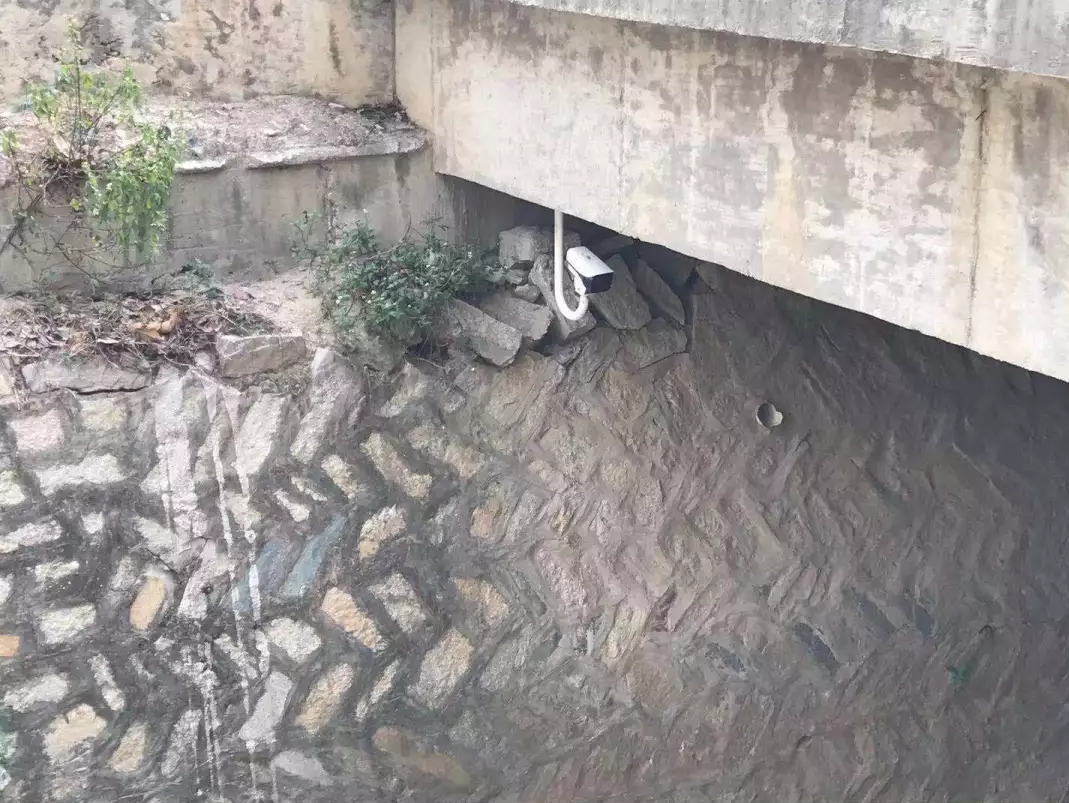 強(qiáng)化轄區(qū)流域環(huán)境整治，河道監(jiān)控“上崗” 24小時(shí)“緊盯”河道流域環(huán)境