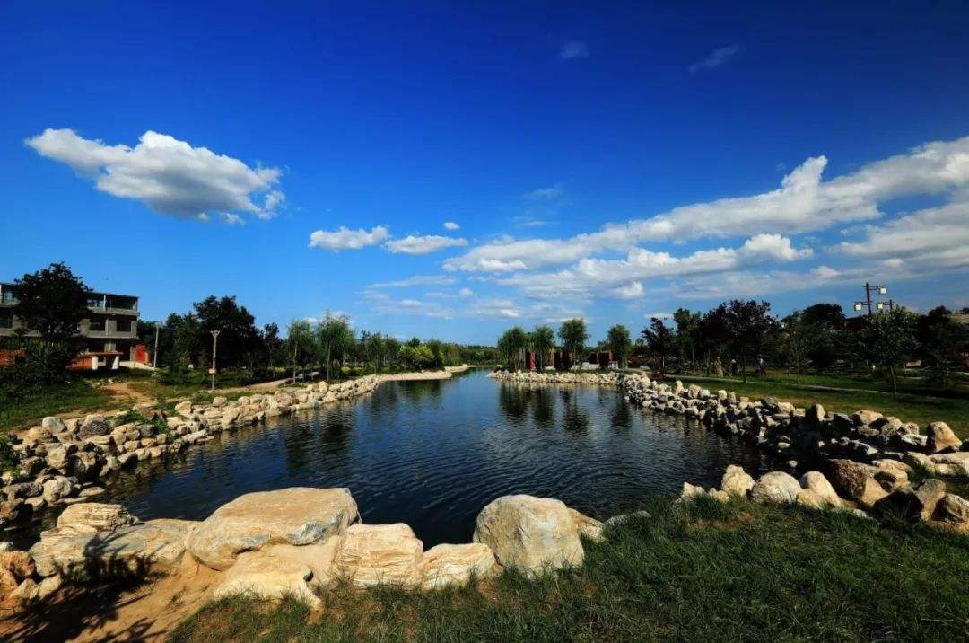 天更藍，山更綠，水更清—河長制水文水利監(jiān)測