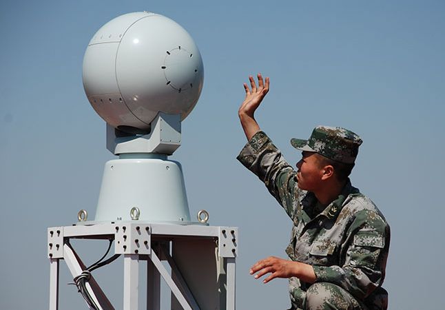 船舶跟蹤、船型識別、搭橋搭靠識別、船舷號識別、船載監(jiān)控、反走私監(jiān)控、反偷渡監(jiān)控，海洋牧場監(jiān)控、近海預(yù)警監(jiān)控、海洋牧場防偷盜監(jiān)控解決方案